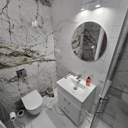 아파트 De Rosse Z Balkonem - *